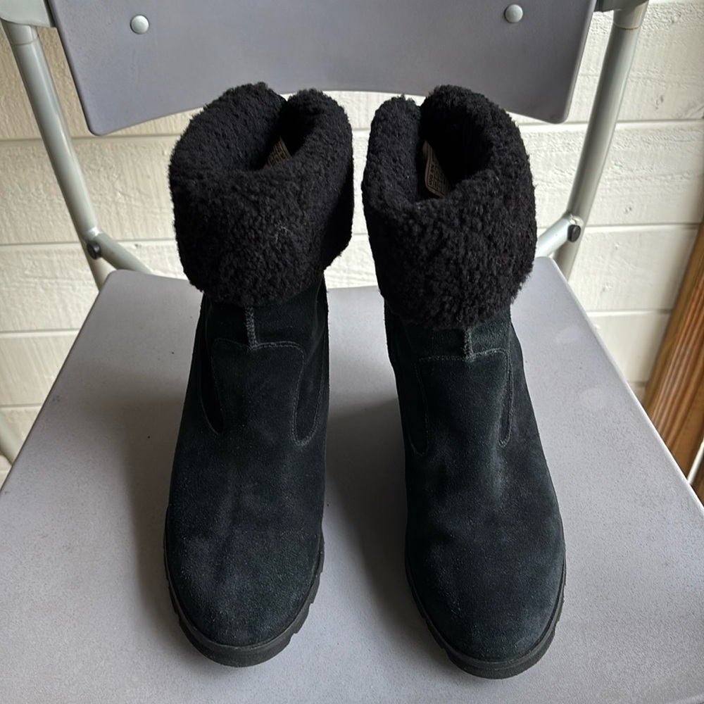 Ugg Australia women’s black wedge boots
